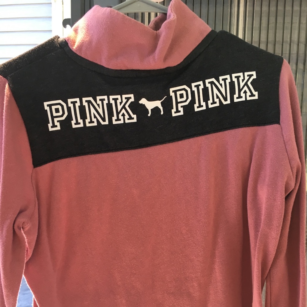 VS pullover